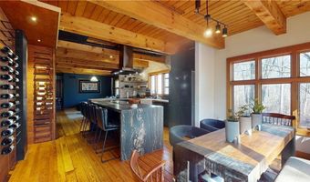 118 Carrs Trl, Coventry, RI 02827