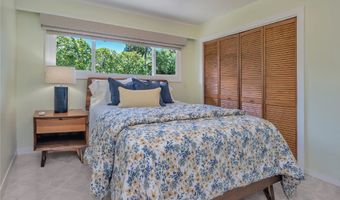 1254 Puualoha St, Kailua, HI 96734