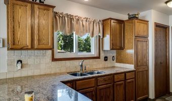 2011 PARK Ave, Cheyenne, WY 82007