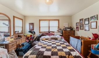 817 Maple St, Alexandria, MN 56308