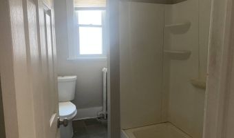 51 Hollywood Ave 2F, Albany, NY 12208