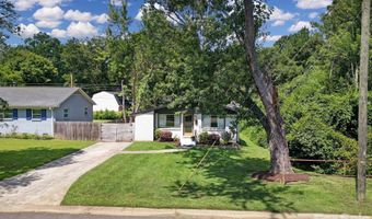 3335 Dunaire Dr, Charlotte, NC 28205