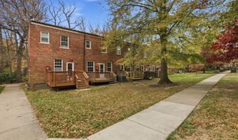 1415 S EDGEWOOD St 458, Arlington, VA 22204