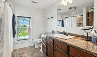 2640 Peru Center Rd, Willard, OH 44890
