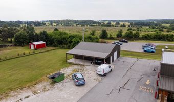 3100 S Elliott Ave, Aurora, MO 65605