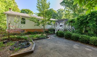 3628 S SPOTSWOOD Trl, Barboursville, VA 22923
