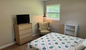 9 Apalachee St, Apalachicola, FL 32320