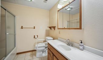 7067 NW 28th St, Ankeny, IA 50023