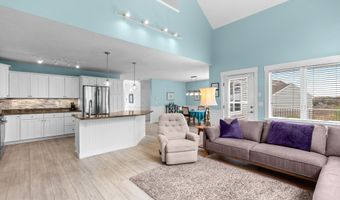 2 Beach Plum Lane U E, Bourne, MA 02532