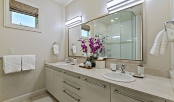24 Hoolei Cir T-1, Kihei, HI 96753