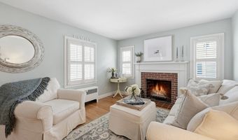 26 Westbrook Rd, Worcester, MA 01602