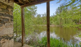 301 Valley Rd, Cos Cob, CT 06807