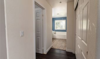 129 Gardenside Ct, Fallbrook, CA 92028