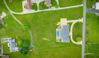 20484 Lake Rd, Abingdon, VA 24211