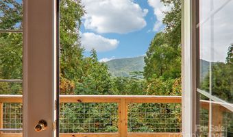 311 Jacks Knob Rd, Barnardsville, NC 28709