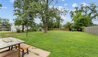 704 NW A St, Bentonville, AR 72712