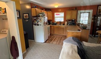 218 Central Ave, Ansted, WV 25812