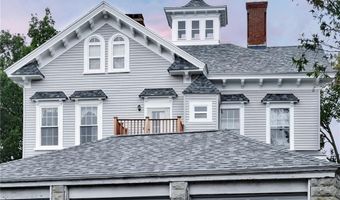 5 Record St 2B, Newport, RI 02840