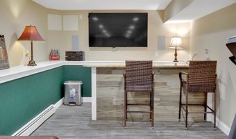 449 Montgomery St, Bayville, NJ 08721