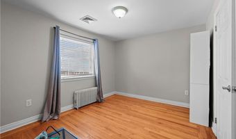 21 Delway Rd, East Providence, RI 02914