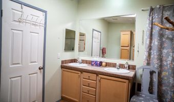 7190 E Red Barrel Rd, Yucca, AZ 86438