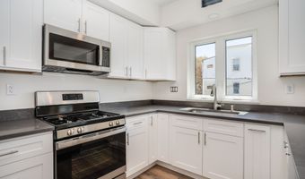 390 Carroll Ave, Bridgeport, CT 06607