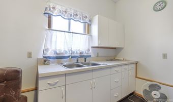 28572 Hyde Ave, Bruneau, ID 83604