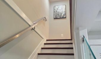 4106 GAULT Pl NE 1, Washington, DC 20019
