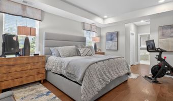 33 Samuel Dr, Barnegat, NJ 08005
