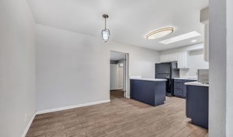 102 W HOLLY Ln, Avondale, AZ 85323