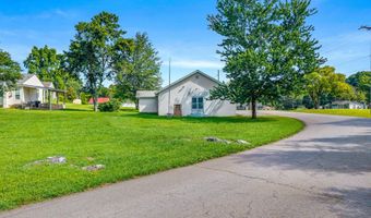 1027 Moore St, Athens, TN 37303
