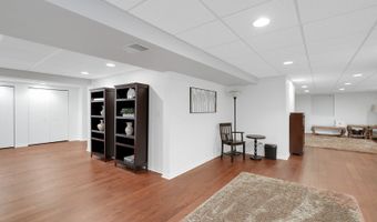 1491 Lancaster Ln, Algonquin, IL 60102