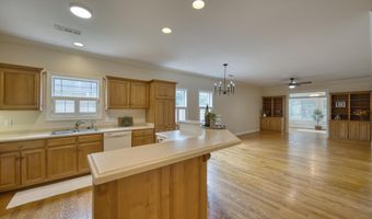 28 COBBLESTONE Dr, Anniston, AL 36207