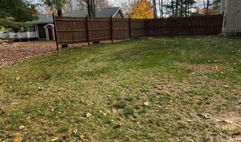 19 Shannon Dr, Bangor, ME 04401