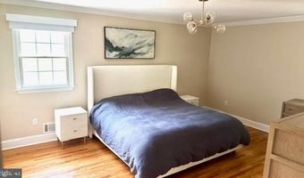 100 KNICKERBOCKER Dr, Belle Mead, NJ 08502