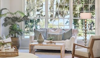 210 Old Plantation Dr, Beaufort, SC 29907