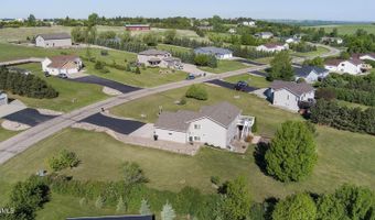 3616 Southridge Ln, Bismarck, ND 58504