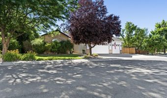 965 Springfield Dr, Gardnerville, NV 89460