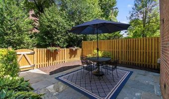 5103 SENTINEL Dr 33, Bethesda, MD 20816