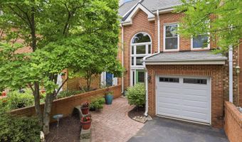 2712 KENWOOD Ave, Alexandria, VA 22302