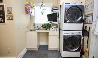 527 8th Ave, Belmar, NJ 07719