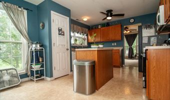 202 W DARBY Cir, Dover, DE 19904