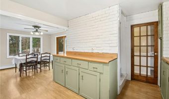 545 Victory Hwy, Burrillville, RI 02839