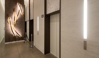 987 Queen St 2308, Honolulu, HI 96814