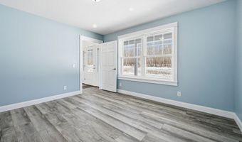 87 Yorktown Rd, Albion, ME 04910