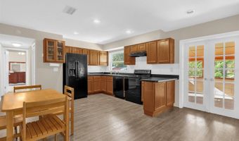 106 OAK St, Altamonte Springs, FL 32714