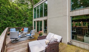 2201 Timberland Rd, Ames, IA 50014