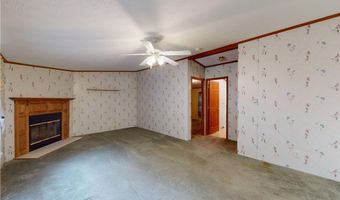 6855 Woodard Rd, Andover, OH 44003