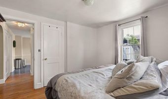 39 Eldorado St, Cranston, RI 02910