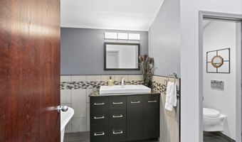 5557 N Territorial Rd, Ann Arbor, MI 48105